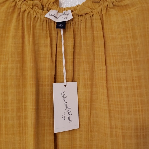 Top - Picture 2 of 2